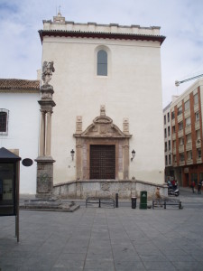 Portada principal de la iglesia del Salvador y Santo Domingo de Silos